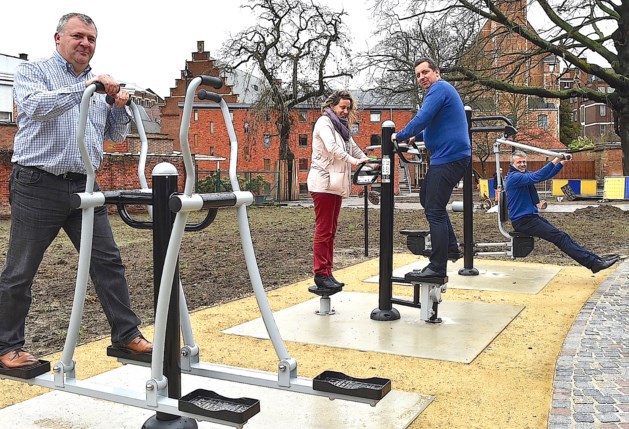 Outdoor fitness buiten toestel 